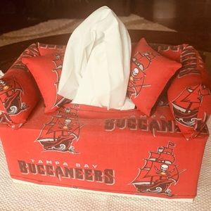 Tampa Bay Football Tissue Holder Great Gift NFL